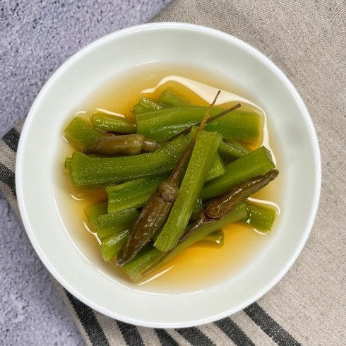 먹판사 궁채장아찌10kg 줄기상추 뚱채나물 오독오독 씹는 식감이 재미있는 절임반찬, 1개, 10kg