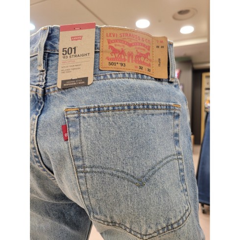 리바이스 무료배송!!! 변하지 않는 데님의 정석!!! 청바지는 501!! 컬러도 너무 예쁘잖아!! LEVI'S 501 오리지널 스트레이트 진[NC불광]501-315