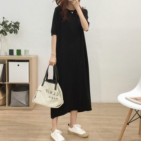 퀸앤조이 간절기 데일리 반팔 니트 원피스