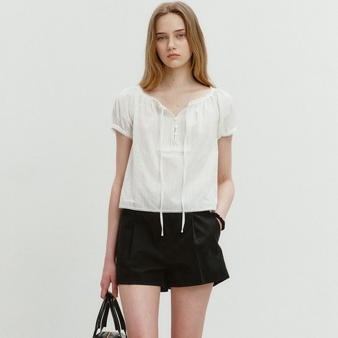 UDBL4B223OW - 던스트 [29CM 단독] 2-WAY SHIRRING BLOUSE OFF WHITE_UDBL4B223OW