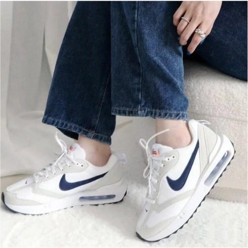 나이키 여성 에어룸 AIRMAX 화이트베이지 런닝화