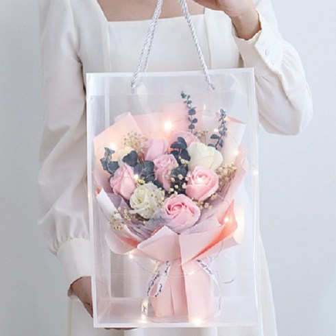 2024년 가성비 최고 마누라생일선물 - 아르띠콜로 조화 LED 장미 안개꽃 유칼립투스 꽃다발, 핑크, 1개