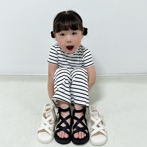 테무 - 디아테무샌들