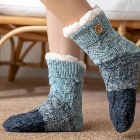 2023년 가성비 최고 burton양말 - QARE 캐어 쉐르파 기모 양털 수면 양말 2켤레 세트