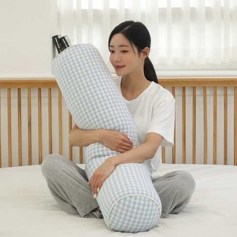 집콕 순면 원형 바디필로우 냉감 롱쿠션 안고자는 긴베개, 체크+소라