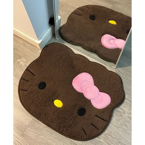 하와이 태닝 키티 러그 발매트 침실 욕실 카펫 산리오 헬로키티 카펫 러그
