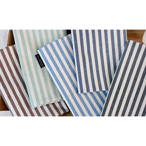 시원한 줄무늬로 일상에 산뜻함을 더하세요!