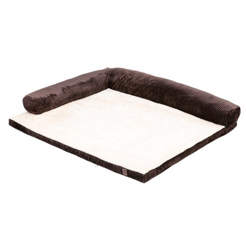 대형견을 위한 편안한 실내 휴식