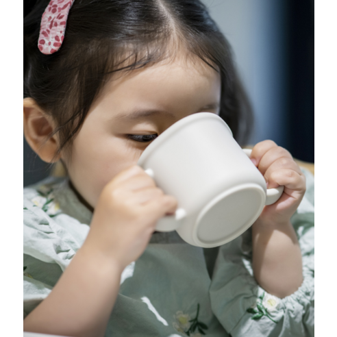 우리 아이 첫 컵, 에디슨 프리미엄 실리콘 트레이닝 컵으로 건강한 습관을!