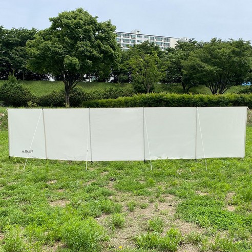 우아함과 편안함을 실내에 더하는 밴프 윈드스크린