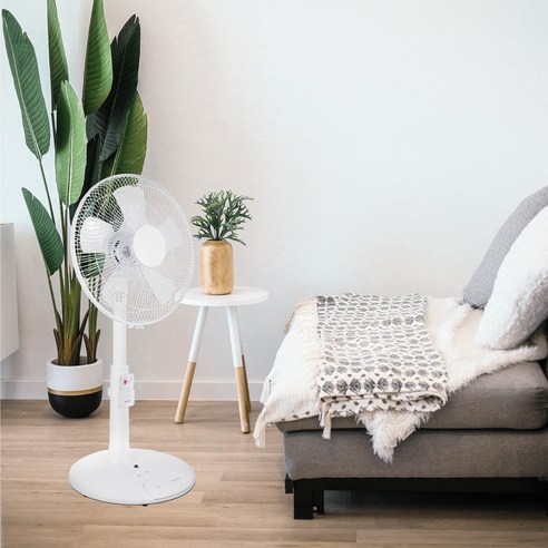 시프이컴의 5엽 리모컨 발터치 스탠드형 선풍기: 견고성과 편의성의 완벽한 조화