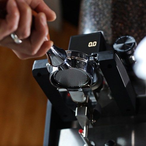 칼딘 브레빌 바텀리스 커피 포터 필터 54mm + 퍽 스크린 필터 53/54mm 세트