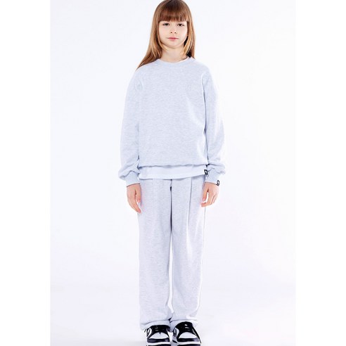 國中 時尚 男孩 女孩 普通 衣服 上下衣服 褲子 套裝 國中