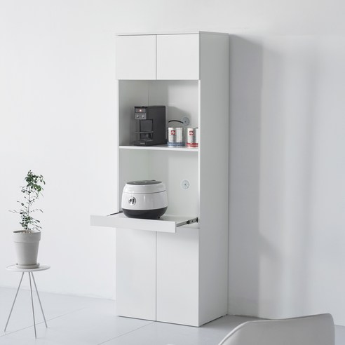 좁은 주방, 숨겨진 공간까지 살리는 도모 오르딘 렌지수납장