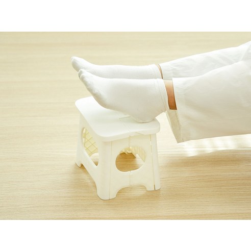 좁은 공간, 넓게 쓰는 마법! 코멧 접이식 의자