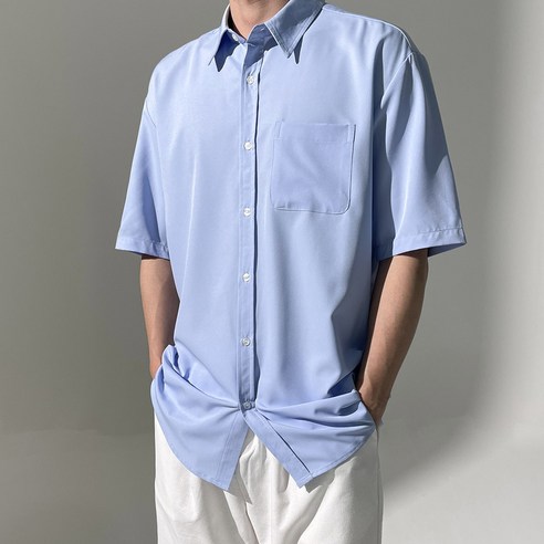 세련되고 내구성 있는 제이에이치스타일 아이스 반팔 셔츠로 남성의 스타일을 완성하세요.