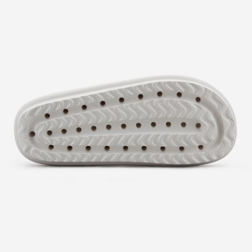 발 아치를 편안하게 지지하는 스케쳐스 아치 핏 슬리퍼로 슬리퍼 유목민 생활에 종지부를 찍으세요.