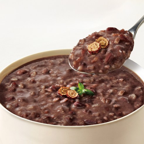 따뜻한 전통 음식의 현대적 해석