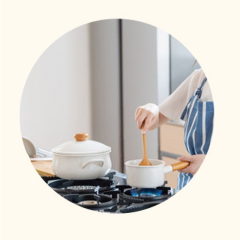 국물 요리의 깊은 맛을 각별히 경험하세요.