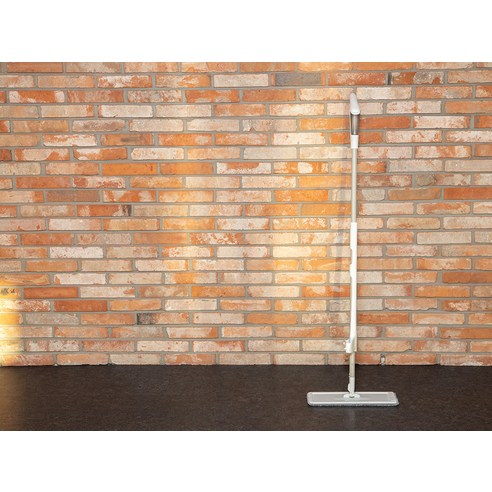 강력한 청소력과 편리한 사용성을 갖춘 코멧 스프레이 밀대걸레