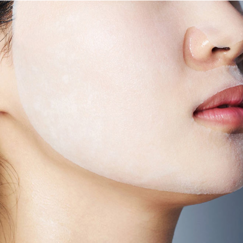 촉촉한 물광 피부를 위한 궁극의 수분 진정 솔루션