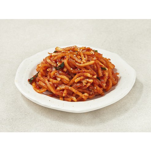 입안 가득 퍼지는 신선함, 비움 무생채로 식탁을 풍요롭게