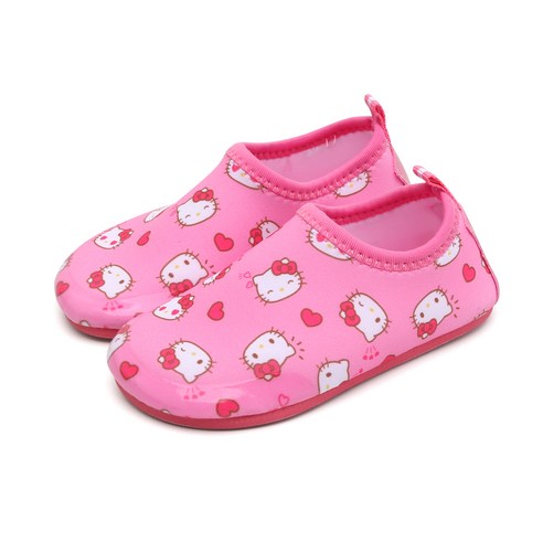 산리오 캐릭터와 함께하는 즐거운 물놀이