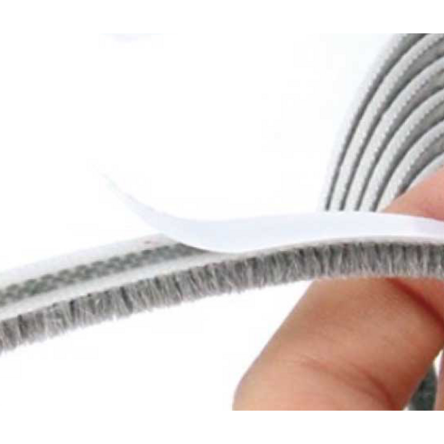 칼바람 막고 난방비 줄이는 똑똑한 선택, 바로문풍지!