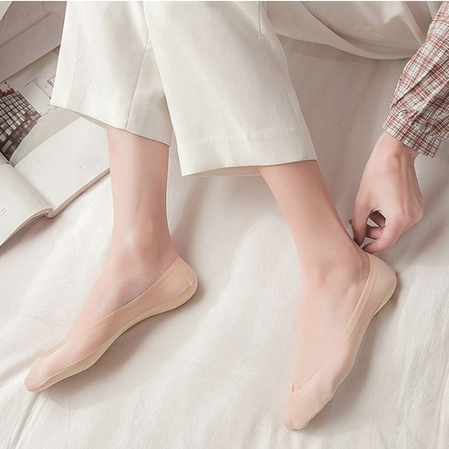 여름철 쾌적함을 선사하는 두발로 아이스 쿨 메쉬 덧신