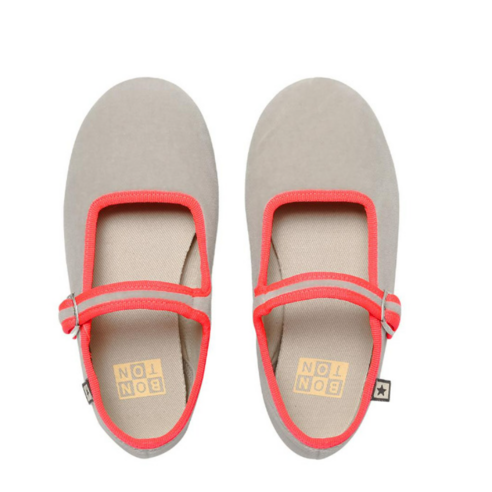 고급스러움과 편안함을 갖춘 봉통 벨벳 메리제인, 아이에게 특별한 선물을