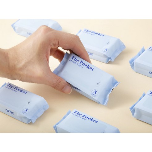 가방 무게는 줄이고, 편리함은 더하다! 코멧 더 포켓 미니 물티슈