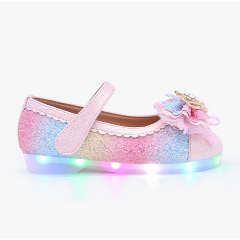 반짝이는 LED, 우리 아이를 빛나는 주인공으로!