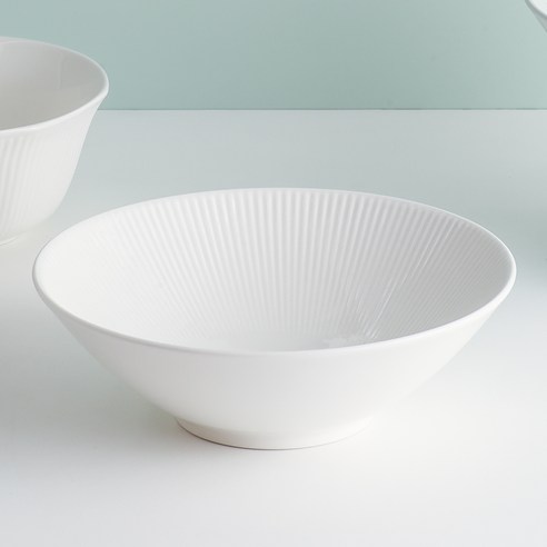 순백의 미학, 메종오브제 윤도자기 면기로 완성하는 식탁의 품격