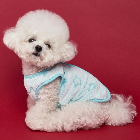 도그아이 강아지옷 별수면조끼는 사계절에 모두 사용할 수 있으며 그린계열의 다양한 색상으로 제공됩니다.