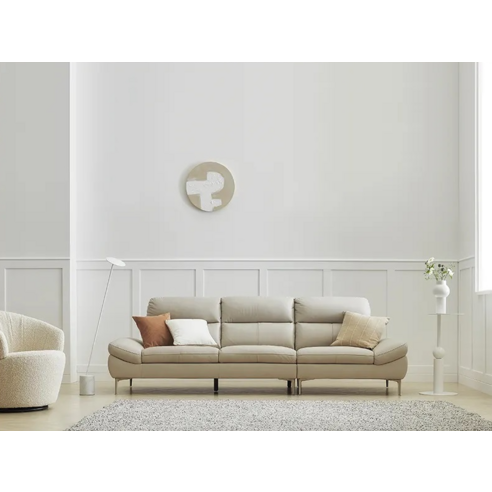 온 가족이 함께, 넉넉하고 편안한 휴식을 선사하는 한샘 엠마 컴포트 4인용 소파