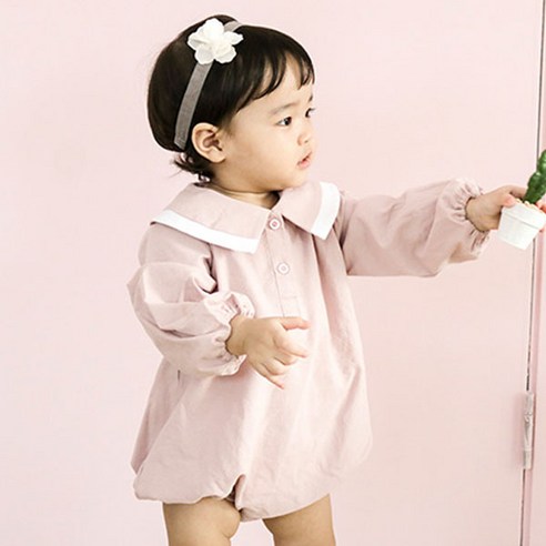 베베나인 여아용 라운드 배색슈트