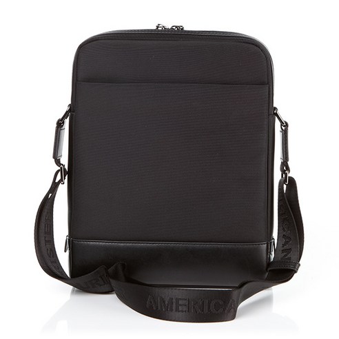 스타일리시하고 기능적인 아메리칸투어리스터의 최고의 선택, UNIV 크로스백