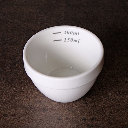 고급스러움과 실용성을 겸비한 6개 세트 도자기 커핑볼