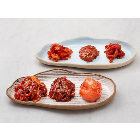 진한 감칠맛으로 입맛을 돋우는 해외여행용 반찬 세트