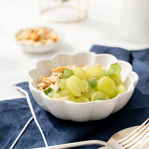 세련된 디자인과 편리함을 갖춘 가성비 높은 도자기 찬기