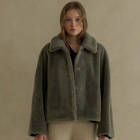 블랭크공삼 여성용 wool cropped reversible shearing coat