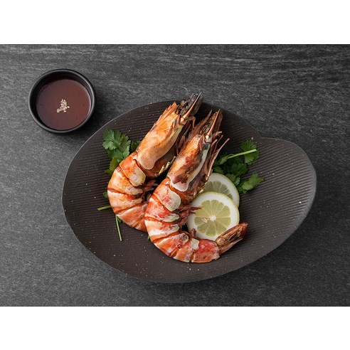 킹타이거새우 하나로 집에서 즐기는 레스토랑 분위기