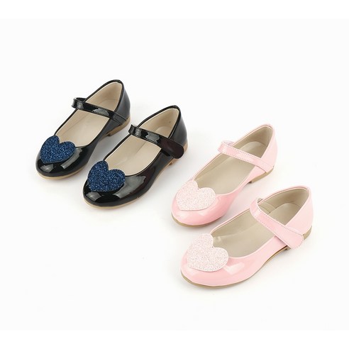 반짝이는 하트와 안전한 구조를 갖춘 래빗풋 여아용 구두