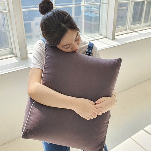 안김 옥스포드 삼각 등쿠션, 챠콜