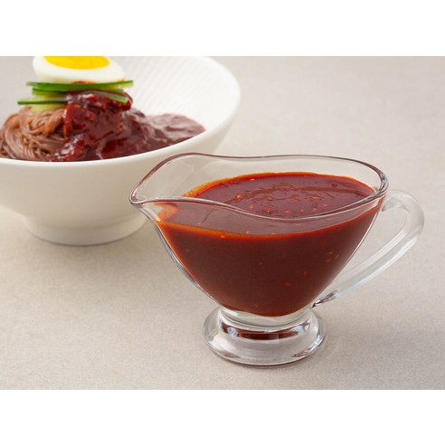 매콤달콤하고 다용성 있는 비빔냉면 양념장