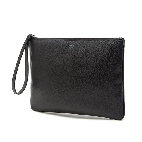 당신의 스타일을 완성하는 마지막 한 조각, 헤지스 클러치백