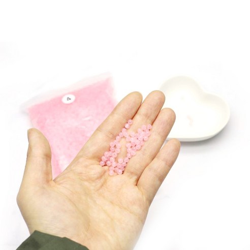 파티드레싱 4mm 반투명 컬러구슬 125g, 연분홍, 3400개