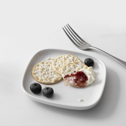 쓰임 페블 사각접시, 화이트