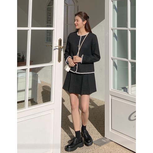 女人  時尚  大尺寸  服裝  外衣  適合  夾克  成年女性  成年女性  婦女