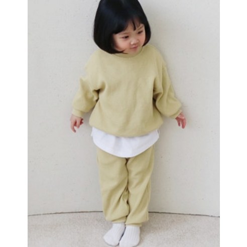 孩子們  時尚  男孩  女孩  常見  服裝  上衣  下裝  褲子  集